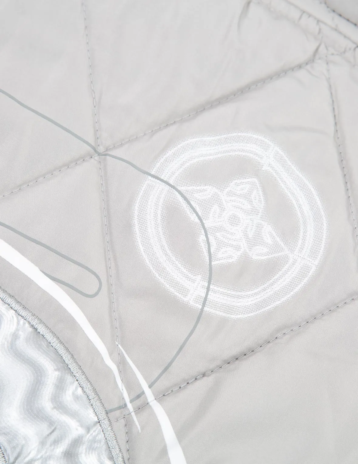 Seagull Appliqué Quilted Coat